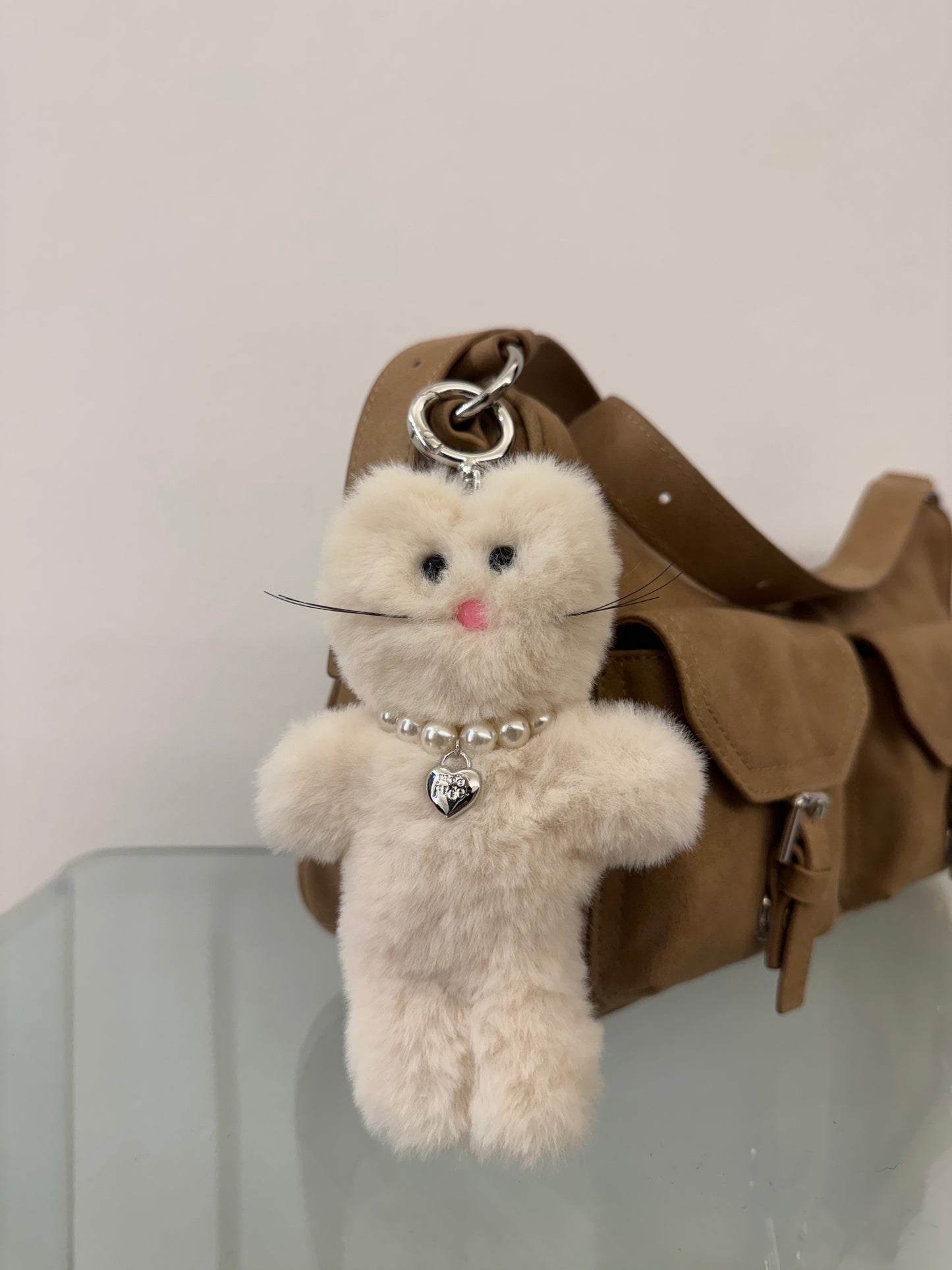 MOREJUDE KEYRING