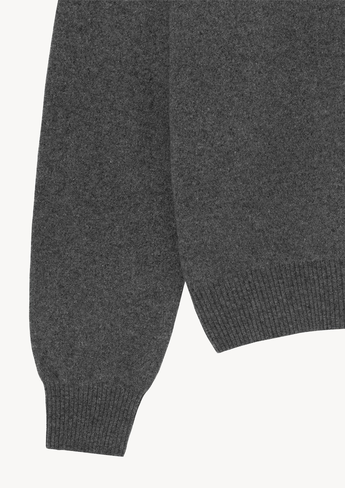 BASIC ROUND KNIT