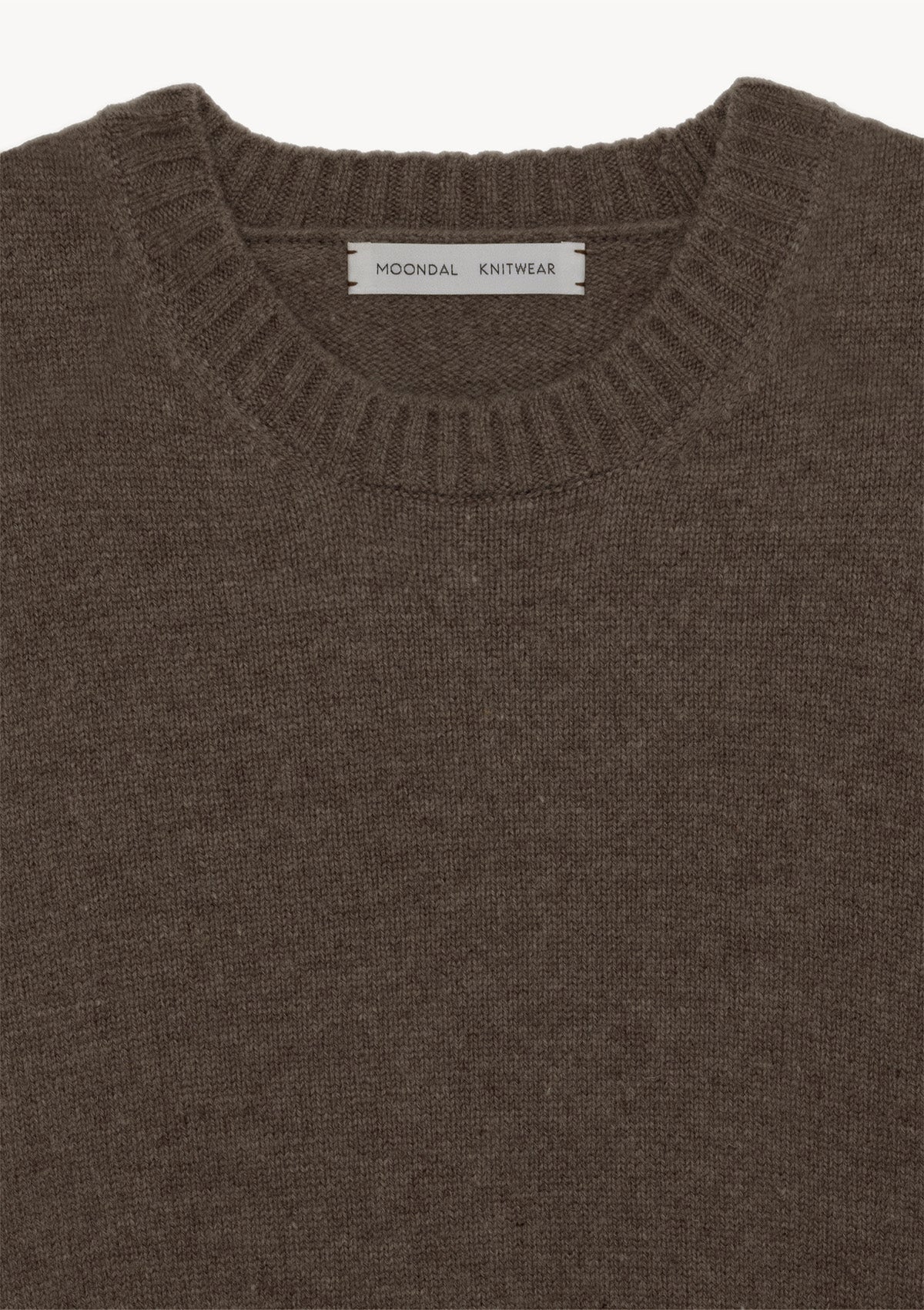CLASSIC ROUND KNIT