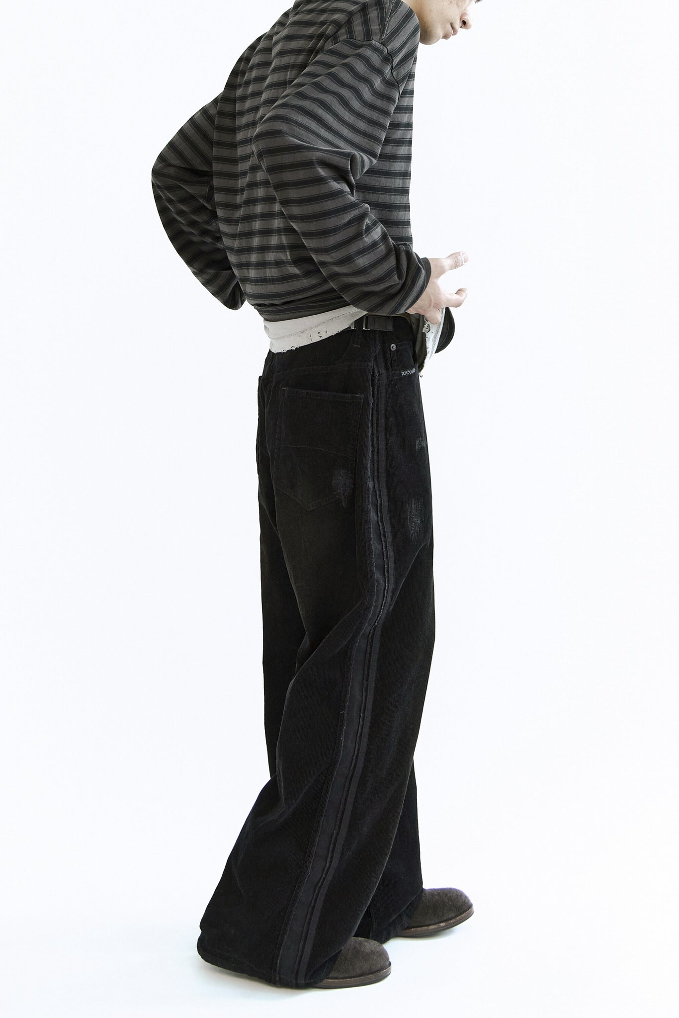 REBUILD CORDUROY GOSIMA PANTS