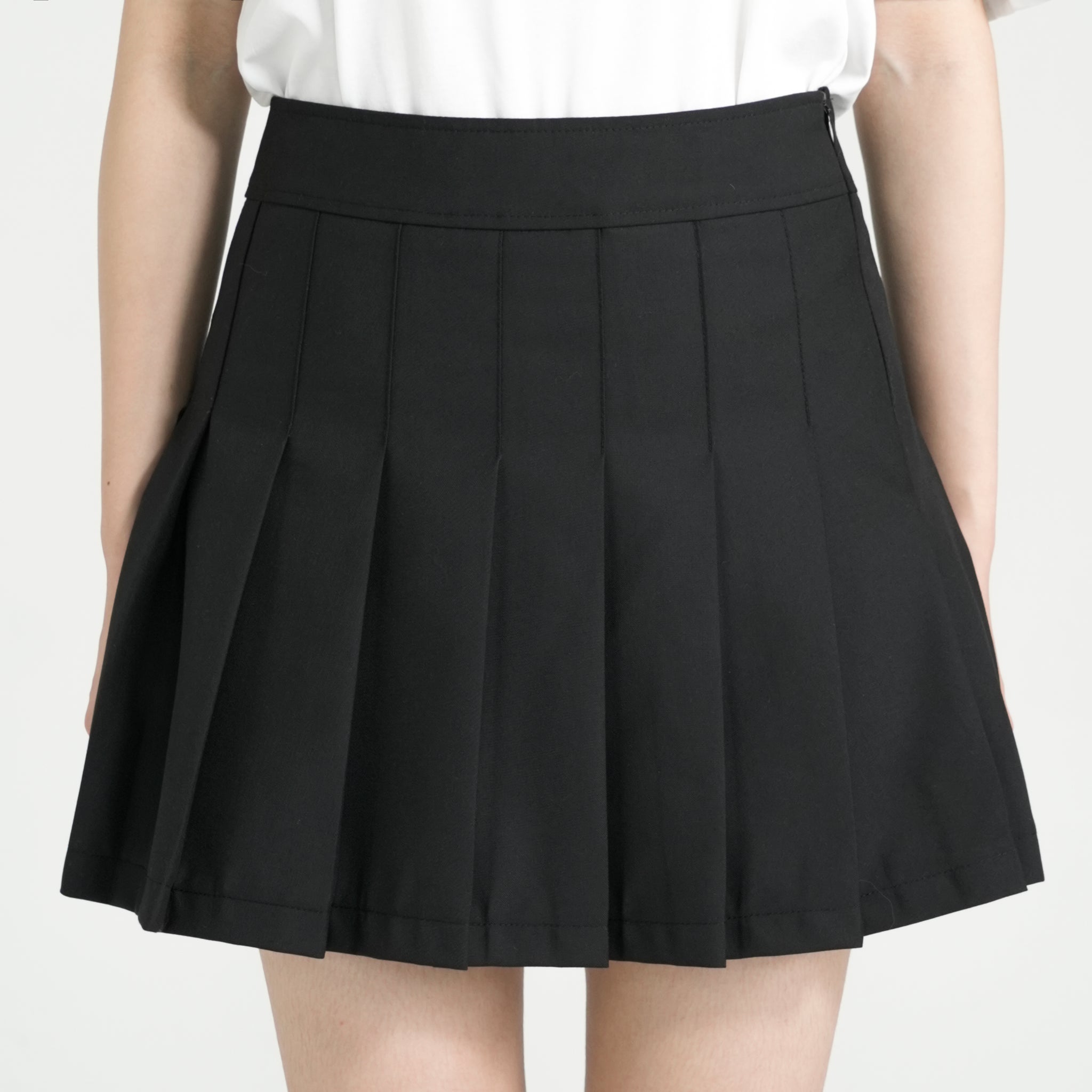 LAYERED PLEATS SHORT SKIRT