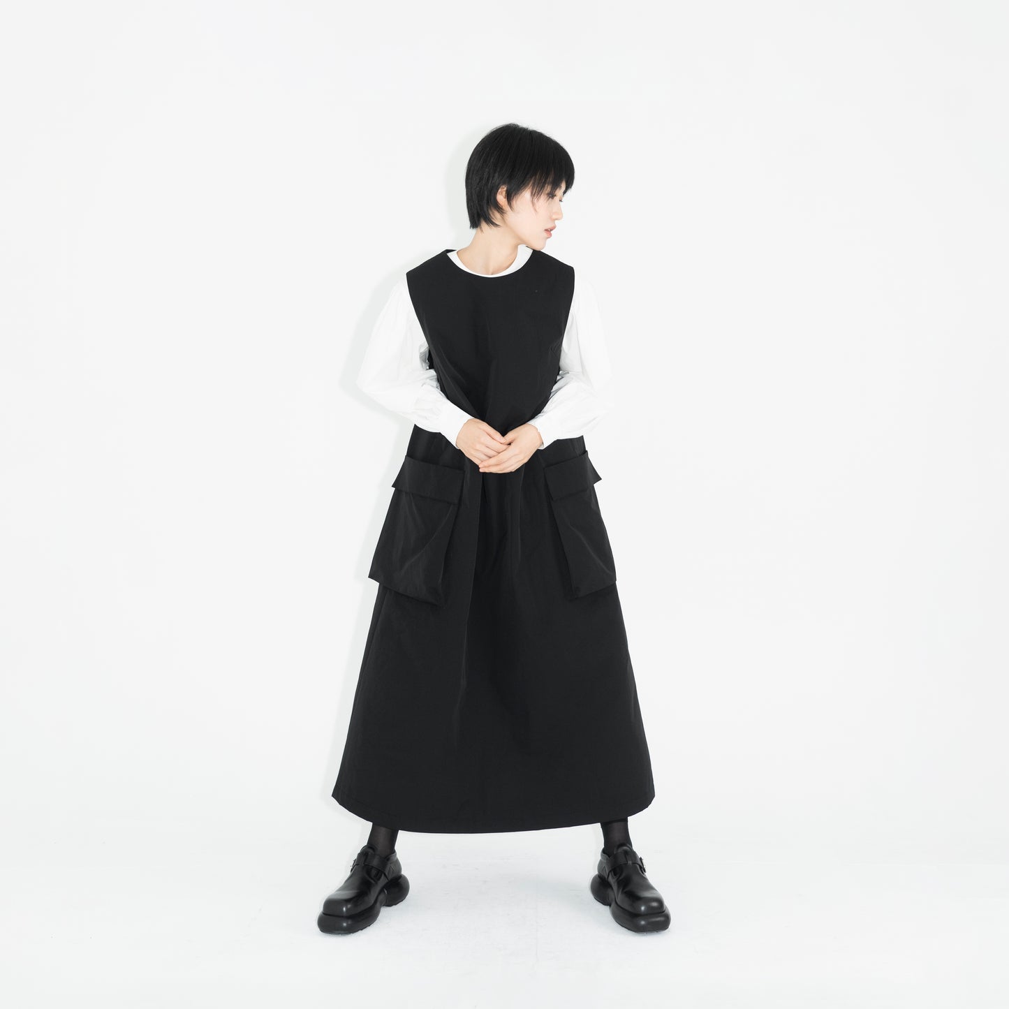 SIDE POCKET PADDING DRESS