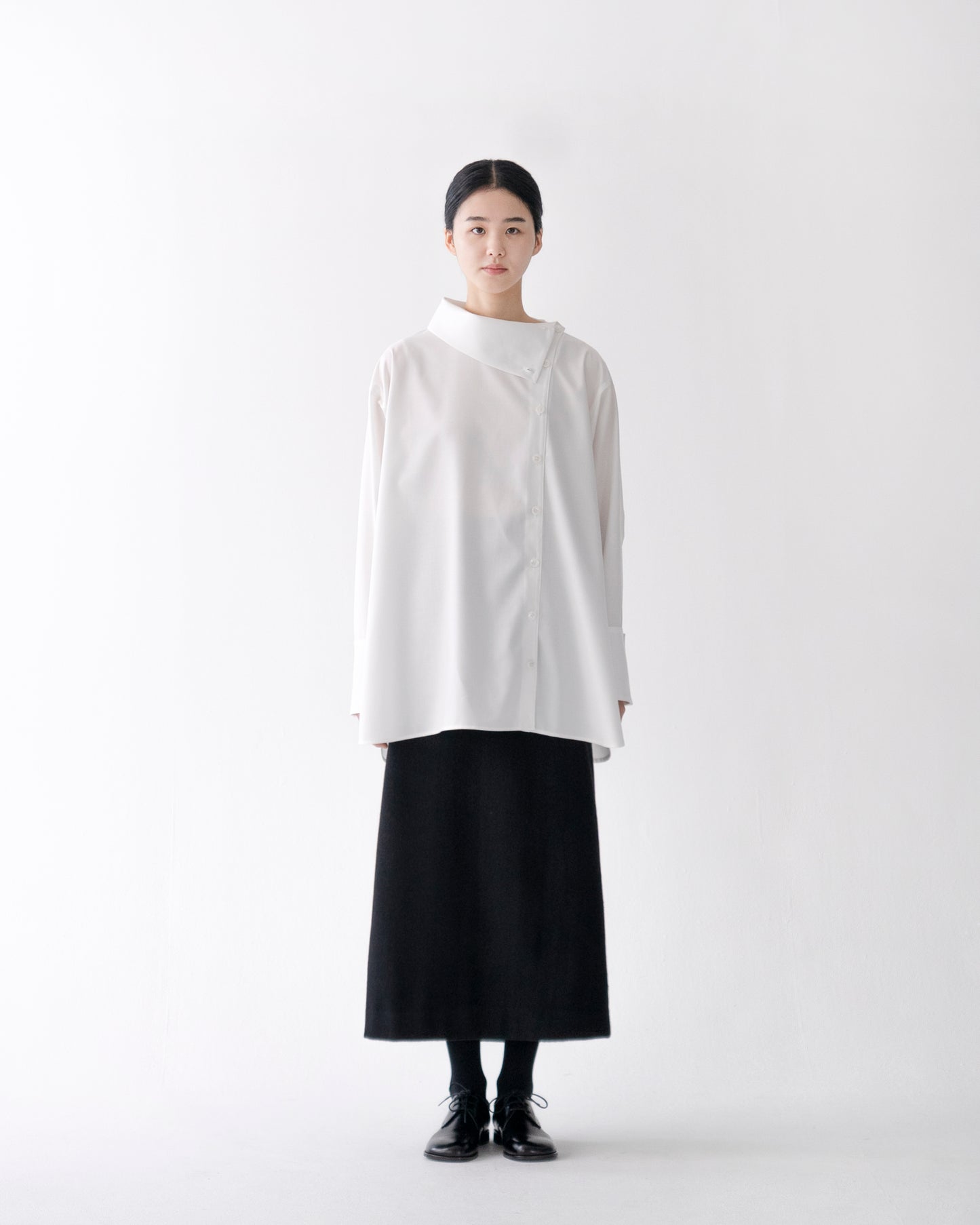 SIDEWAY COLLAR SHIRT