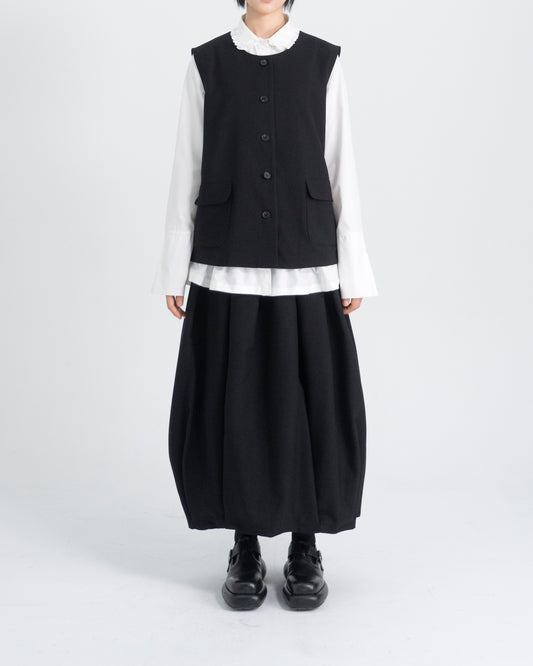 VOLUME WOOL SKIRT